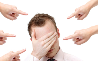 shame-finger-pointing-320x198